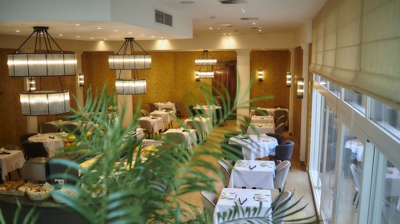 <b>Dukes Arches Hotel Restaurant</b>. Images powered by <a href="https://www.leonardoworldwide.com/" title="Leonardo Worldwide" target="_blank">Leonardo</a>.