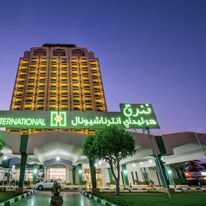 Hotel Holiday International
