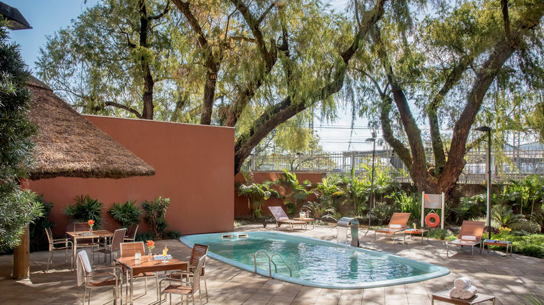 <b>InterCity Aeroporto Porto Alegre Pool</b>. Images powered by <a href="https://www.leonardoworldwide.com/" title="Leonardo Worldwide" target="_blank">Leonardo</a>.
