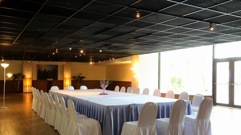<b>Hotel Nikko Guam Meeting</b>. Images powered by <a href="https://www.leonardoworldwide.com/" title="Leonardo Worldwide" target="_blank">Leonardo</a>.