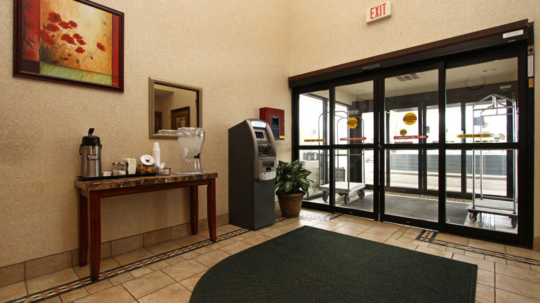 <b>New Victorian Inn & Suites Sioux City Lobby</b>. Images powered by <a href="https://www.leonardoworldwide.com/" title="Leonardo Worldwide" target="_blank">Leonardo</a>.