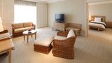 Okura Akademia Park Hotel Suite