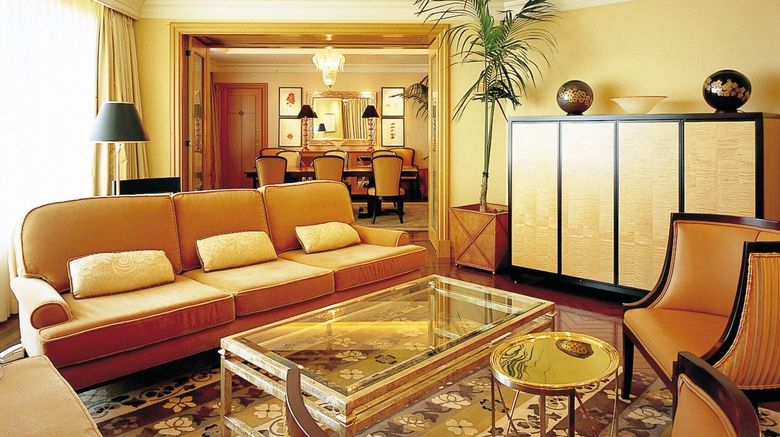 <b>Hotel Okura Fukuoka Suite</b>. Images powered by <a href="https://www.leonardoworldwide.com/" title="Leonardo Worldwide" target="_blank">Leonardo</a>.