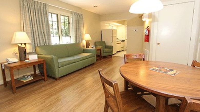 <b>Kentucky Dam Village State Resort Park Room</b>. Images powered by <a href="https://www.leonardoworldwide.com/" title="Leonardo Worldwide" target="_blank">Leonardo</a>.