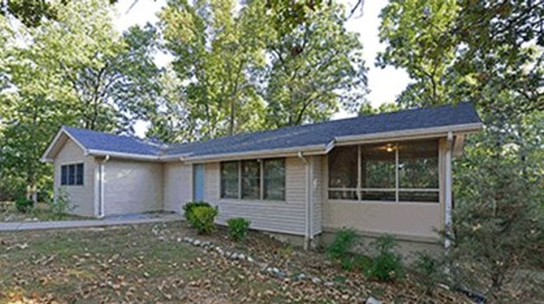 <b>Kenlake State & Resort Park Exterior</b>. Images powered by <a href="https://www.leonardoworldwide.com/" title="Leonardo Worldwide" target="_blank">Leonardo</a>.
