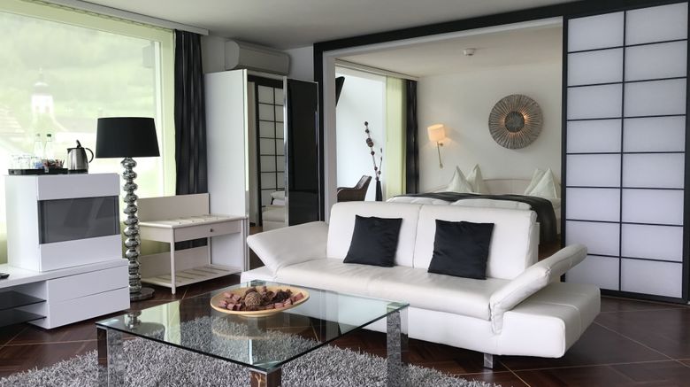 <b>Belvedere Seehotel Suite</b>. Images powered by <a href="https://www.leonardoworldwide.com/" title="Leonardo Worldwide" target="_blank">Leonardo</a>.