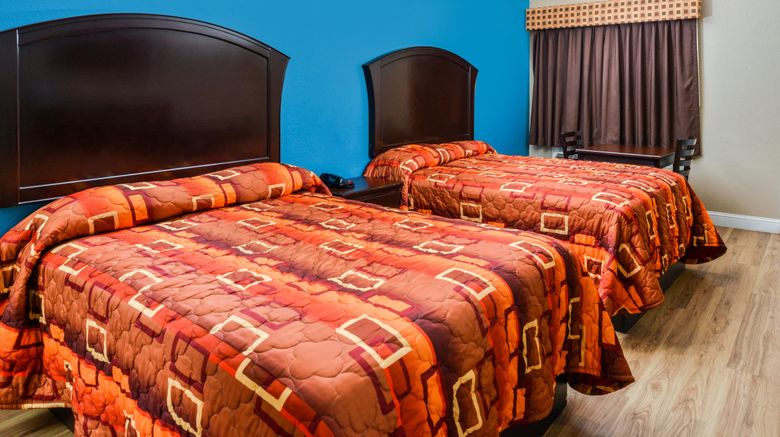 <b>Scottish Inns & Suites Room</b>. Images powered by <a href="https://www.leonardoworldwide.com/" title="Leonardo Worldwide" target="_blank">Leonardo</a>.