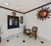 Scottish Inns & Suites Lobby