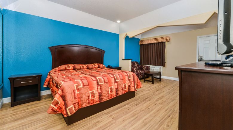 <b>Scottish Inns & Suites Room</b>. Images powered by <a href="https://www.leonardoworldwide.com/" title="Leonardo Worldwide" target="_blank">Leonardo</a>.