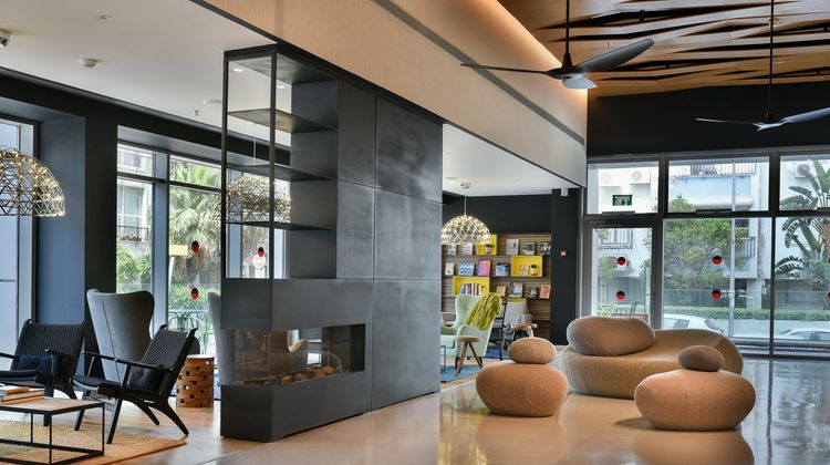 Tal Hotel Lobby