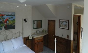 Catalina Island Seacrest Inn