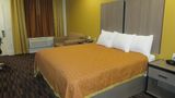 Scottish Inns & Suites Room