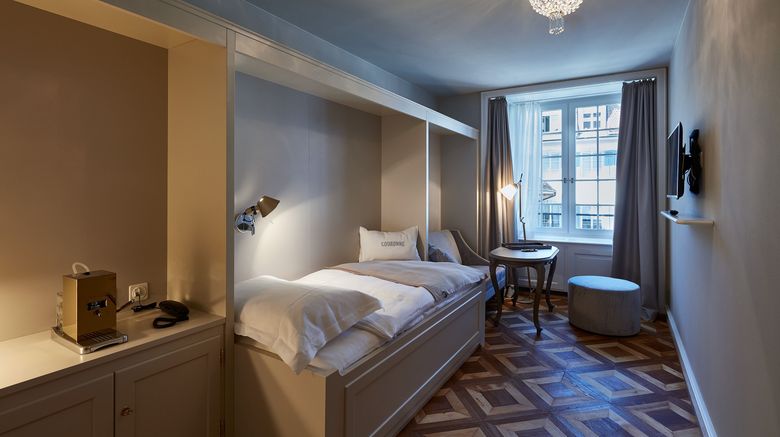 <b>La Couronne Hotel Restaurant Room</b>. Images powered by <a href="https://www.leonardoworldwide.com/" title="Leonardo Worldwide" target="_blank">Leonardo</a>.