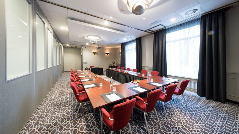 <b>Bilderberg Grand Hotel Wientjes Ballroom</b>. Images powered by <a href="https://www.leonardoworldwide.com/" title="Leonardo Worldwide" target="_blank">Leonardo</a>.