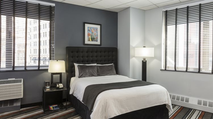 Broadway Plaza Hotel Room