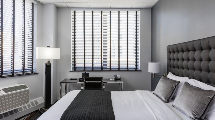 Broadway Plaza Hotel Room