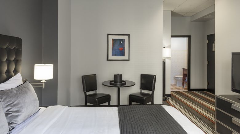 <b>Broadway Plaza Hotel Room</b>. Images powered by <a href="https://www.leonardoworldwide.com/" title="Leonardo Worldwide" target="_blank">Leonardo</a>.