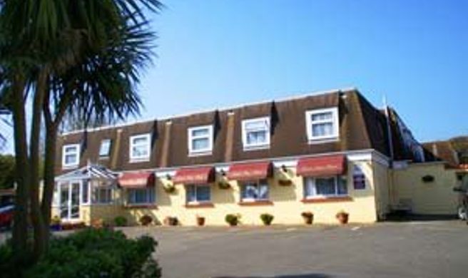 Saints Bay Hotel Exterior