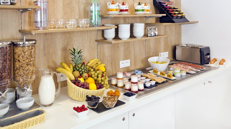 <b>Residhome Aparthotel Paris Asnieres Park Restaurant</b>. Images powered by <a href="https://www.leonardoworldwide.com/" title="Leonardo Worldwide" target="_blank">Leonardo</a>.