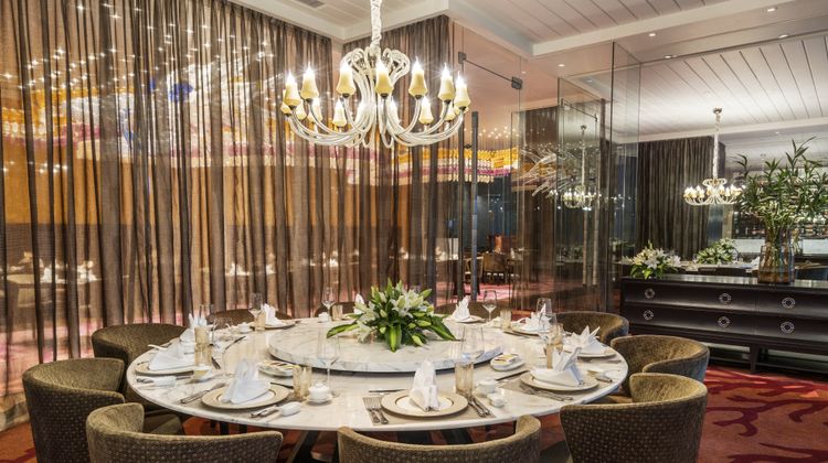 Taj Santacruz Restaurant