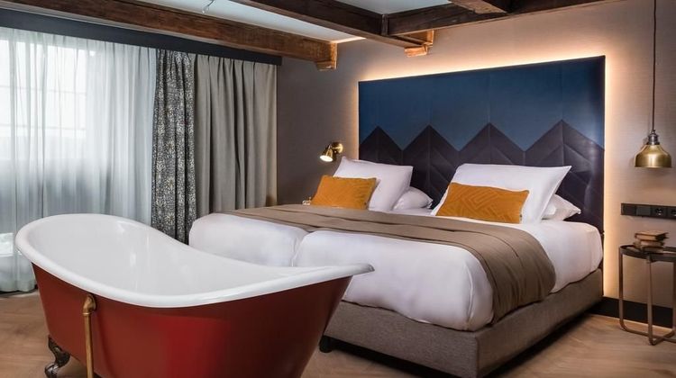 The Hendricks Hotel Room