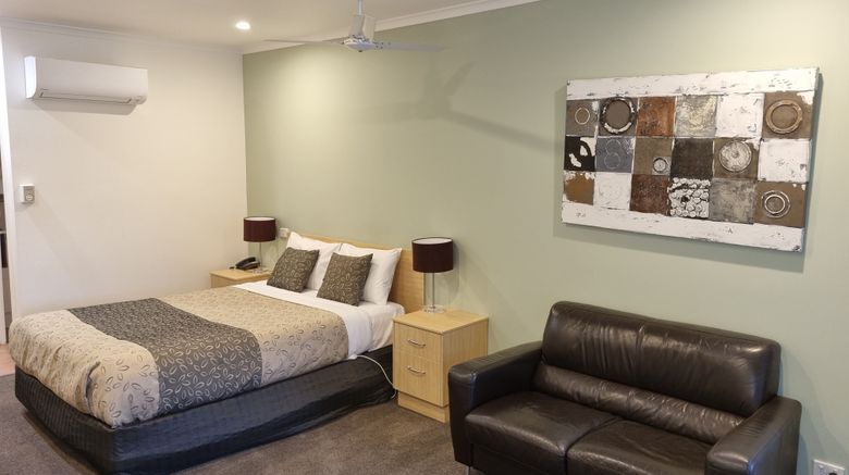 <b>Golden Heritage Motor Inn & Cottages Room</b>. Images powered by <a href="https://www.leonardoworldwide.com/" title="Leonardo Worldwide" target="_blank">Leonardo</a>.