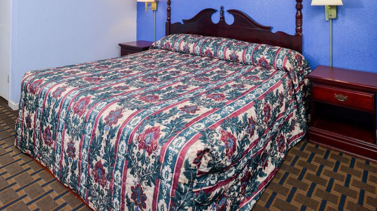Scottish Inns Big Spring Room