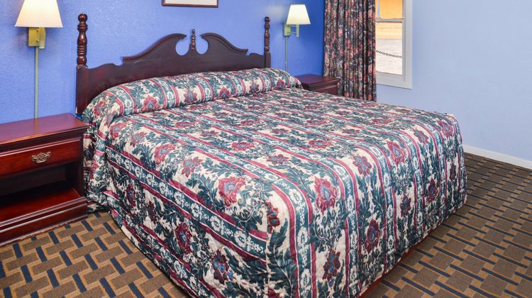 Scottish Inns Big Spring Room