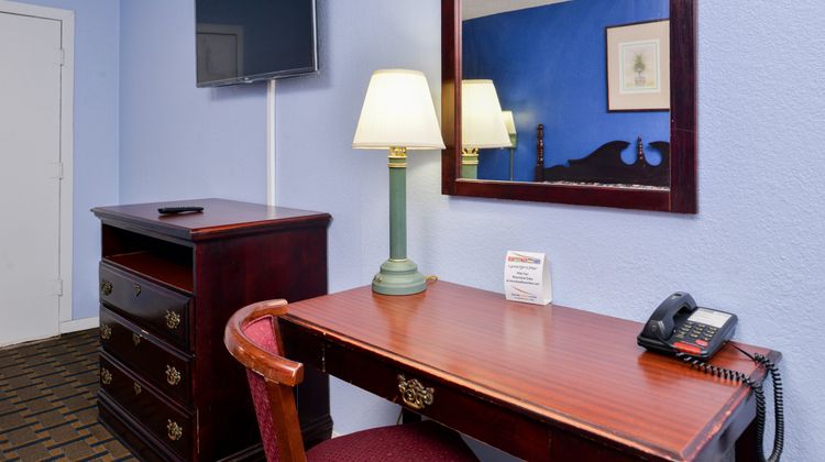 Scottish Inns Big Spring Room