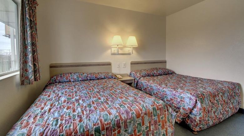 <b>Red Carpet Inn Louisville North Room</b>. Images powered by <a href="https://www.leonardoworldwide.com/" title="Leonardo Worldwide" target="_blank">Leonardo</a>.