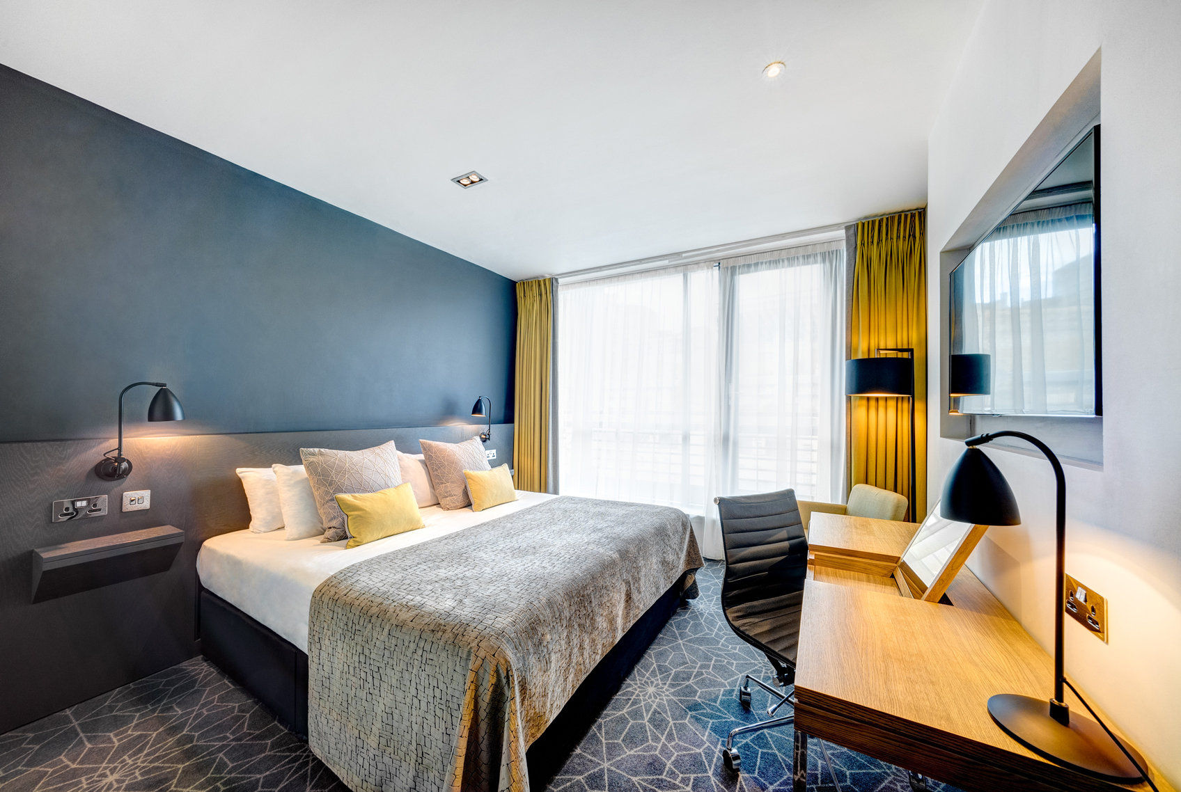 Bath top city hotel