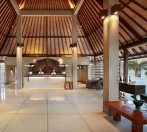 Bali Niksoma Beach Resort & Spa Lobby