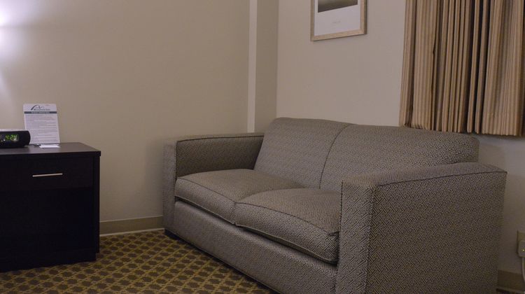 The Madison Spokane Inn Room