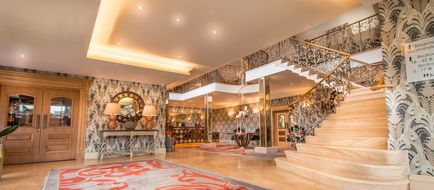 Grosvenor Pulford Hotel & Spa Lobby