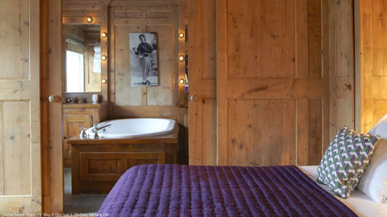 <b>Hotel Mont Blanc Room</b>. Images powered by <a href="https://www.leonardoworldwide.com/" title="Leonardo Worldwide" target="_blank">Leonardo</a>.