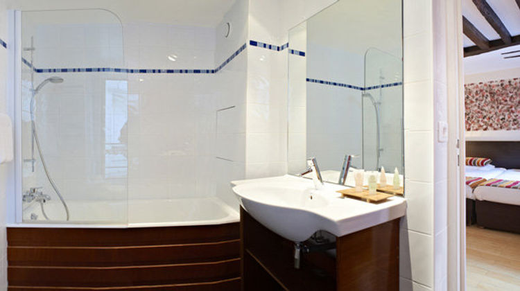 Newhotel Lafayette Room