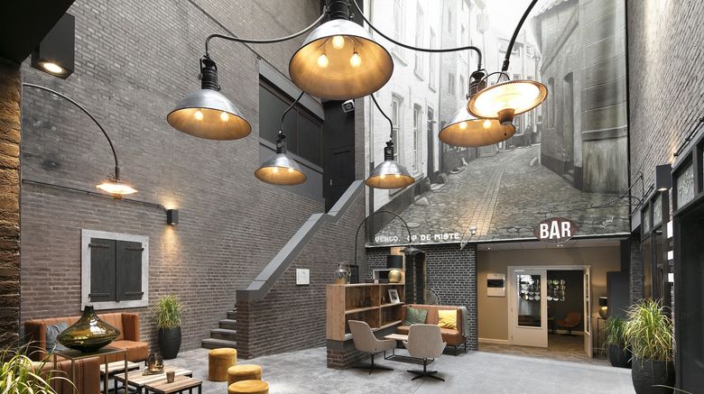 <b>Theater Hotel Venlo Lobby</b>. Images powered by <a href="https://www.leonardoworldwide.com/" title="Leonardo Worldwide" target="_blank">Leonardo</a>.