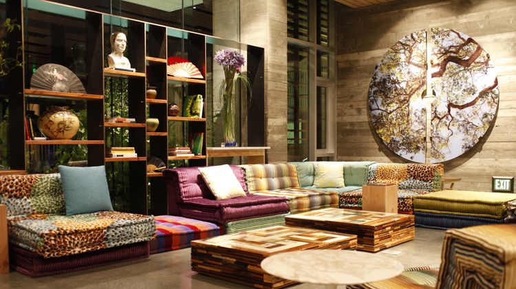 h2Hotel Lobby