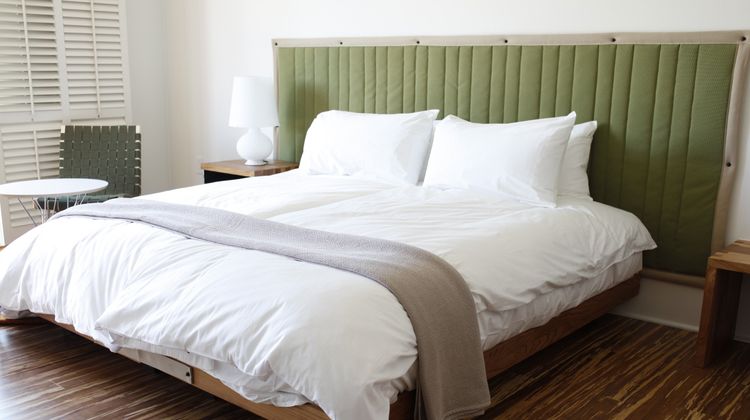 h2Hotel Room