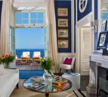 J.K. Place Capri Lobby