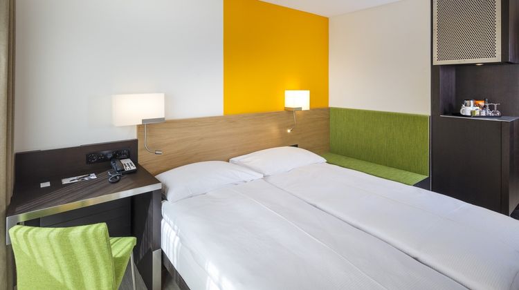 Hotel Zuri by Fassbind Room