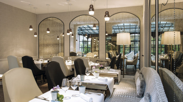 Le Narcisse Blanc & Spa Restaurant