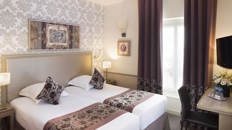 Monceau Wagram Hotel Room