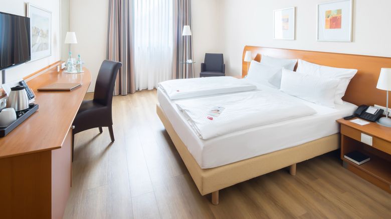 <b>PhiLeRo Hotel Koeln Room</b>. Images powered by <a href="https://www.leonardoworldwide.com/" title="Leonardo Worldwide" target="_blank">Leonardo</a>.
