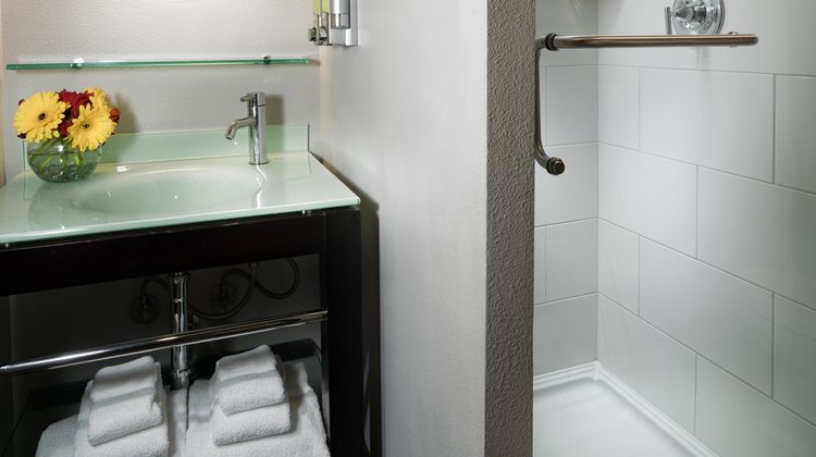 Hotel Five Room