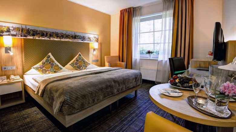 <b>Hotel Amsterdam Room</b>. Images powered by <a href="https://www.leonardoworldwide.com/" title="Leonardo Worldwide" target="_blank">Leonardo</a>.