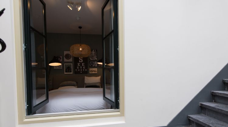 Eye Hotel Room