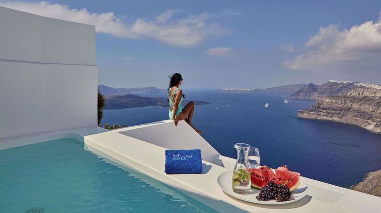 <b>Alti Santorini Suites Room</b>. Images powered by <a href="https://www.leonardoworldwide.com/" title="Leonardo Worldwide" target="_blank">Leonardo</a>.