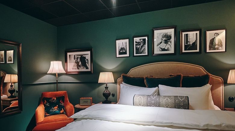 <b>The Steam Hotel Room</b>. Images powered by <a href="https://www.leonardoworldwide.com/" title="Leonardo Worldwide" target="_blank">Leonardo</a>.