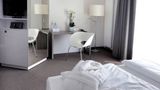 Hotel Schweizer Hof Room